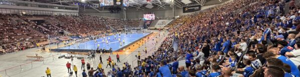 Rok od ostatniego wpisu to całkiem dobry moment aby wrócić – nie pomyślał nikt, nawet ja. Jedna z rozmów na trybunach w Łodzi zasiała we mnie jednak ziarno chęci powrotu […]